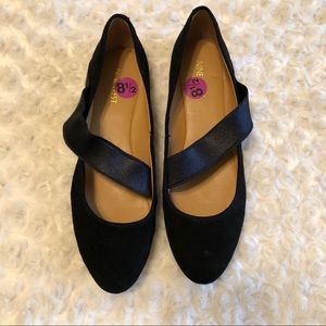 Nine West black flats.